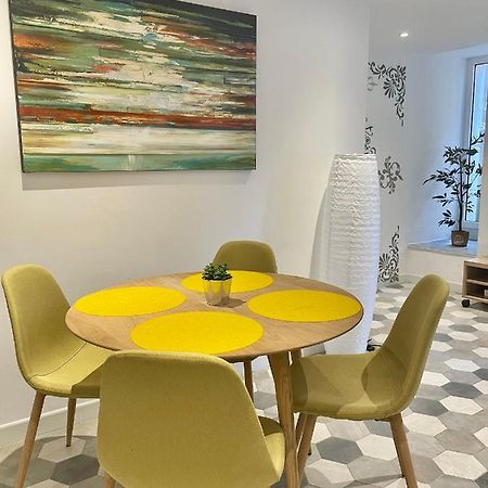Appartement F2 Duplex 萨尔泰纳 外观 照片